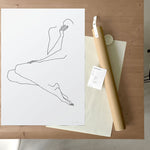 FredericForest_Grammatical_Neutral_MinimalDrawingArt_50x70cm_WomanWaiting3_Package