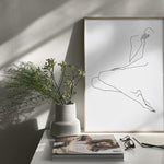 FredericForest_Grammatical_Neutral_MinimalDrawingArt_50x70cm_WomanWaiting3_Scene5