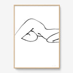 FredericForest_Grammatical_Print_MinimalDrawingArt_50x70cm_WomanResting04_Framed_Natural