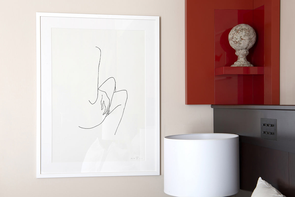 FredericForest_Grammatical_Sinner_06_WomanCrossingHerLegs_50x70cm