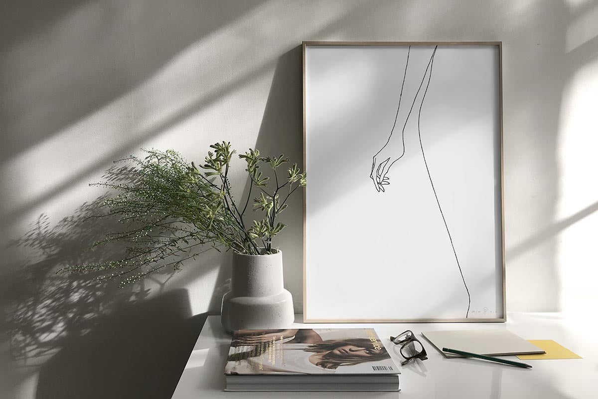 FredericForest_grammaticalLineDrawing_WomanStanding_scene