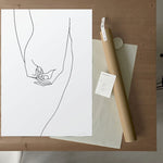 FredericForest_Grammatical_Neutral_MinimalDrawingArt_50x70cm_WomanHands_Package