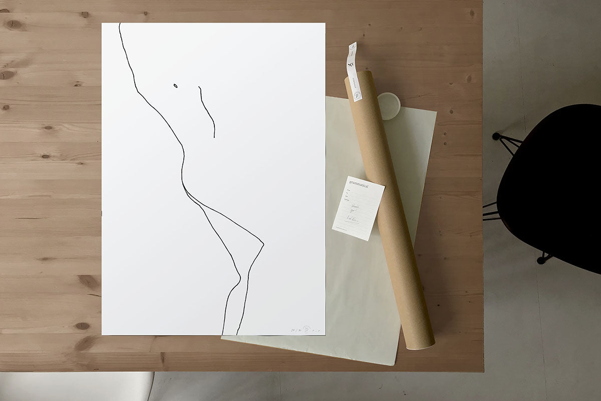 FredericForest_Grammatical_Neutral_MinimalDrawingArt_50x70cm_WomanLaying2_Package