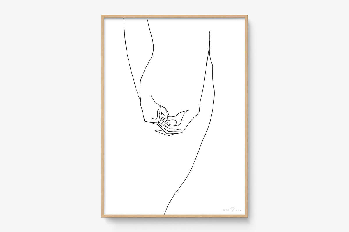 FredericForest_Grammatical_Print_MinimalDrawingArt_50x70cm_WomanHands_Framed_Natural