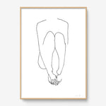 FredericForest_Grammatical_Print_MinimalDrawingArt_50x70cm_WomanSitting3_Framed_Natural